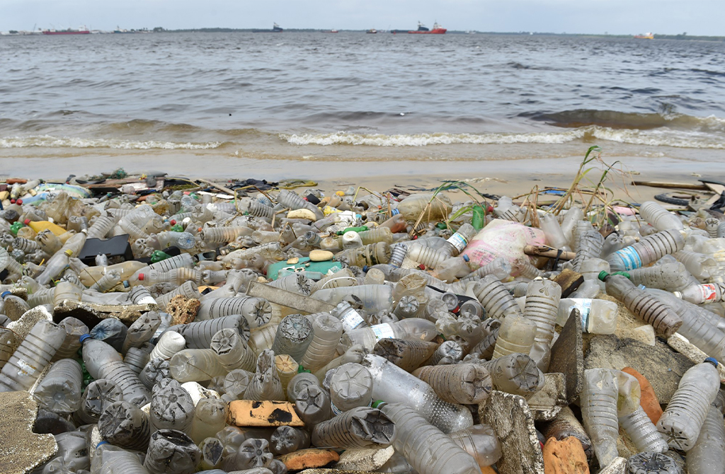 Afrique : Pollution plastique, le continent en première ligne face à un fléau global