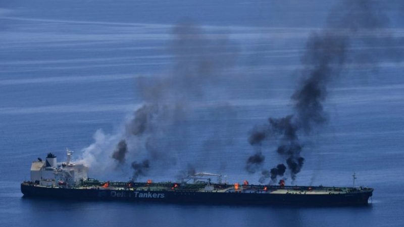 Mer Rouge : les Houthis intensifient leurs attaques, trois marins tués, inquiétudes pour le commerce mondial.