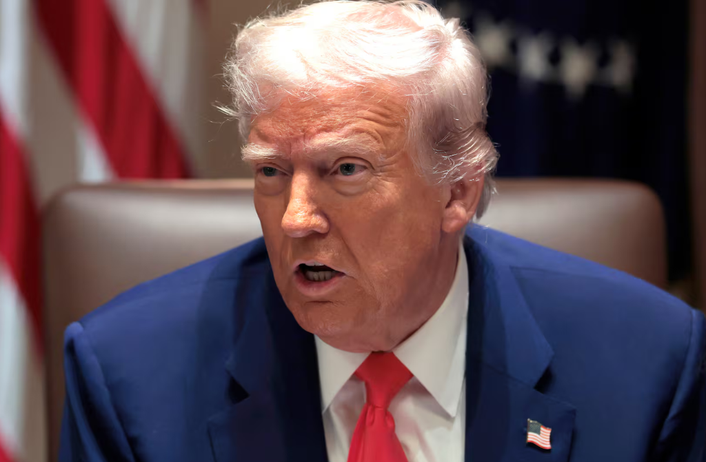 États-Unis : Amende record contre Google, Trump menace l’UE de sanctions commerciales