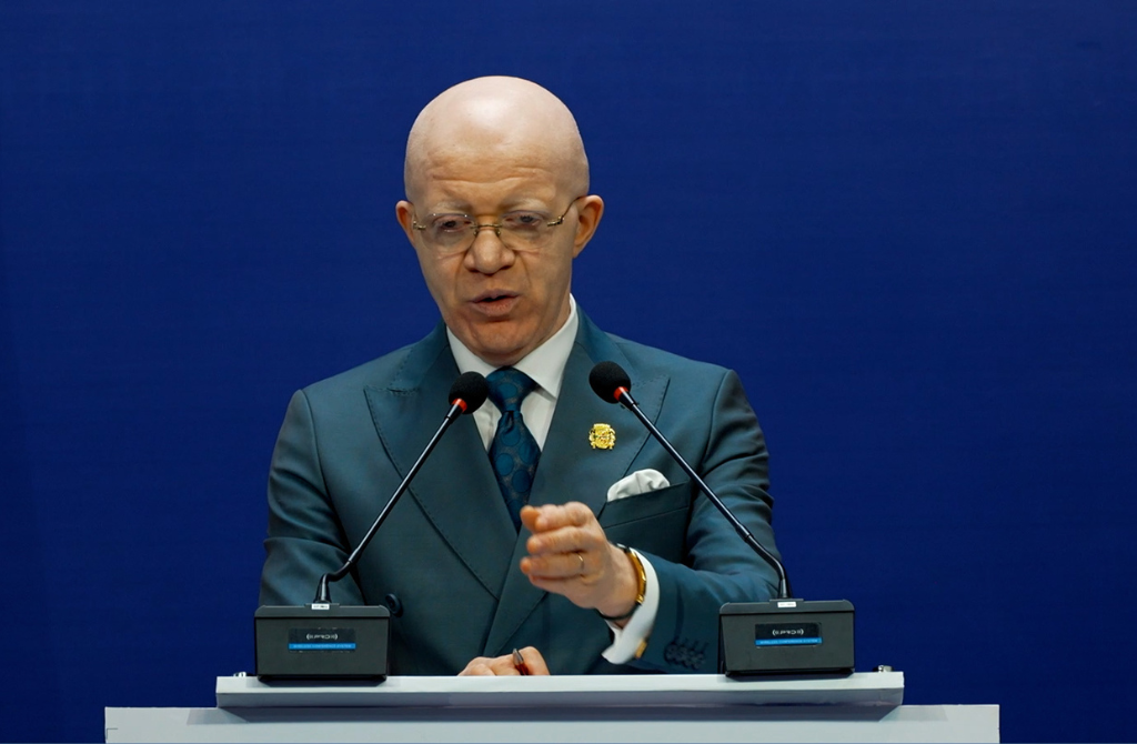 Congo-Brazzaville : La fermeté de l’État face aux « Kulunas » et la clarté du discours  du ministre de la Communication Thierry Lézin Moungalla.