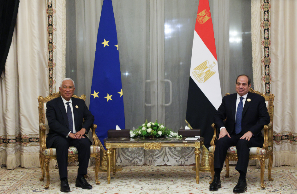 Guerre à Gaza : libération d’otages et sommet pour la paix en Égypte, une journée historique pour le Proche-Orient.