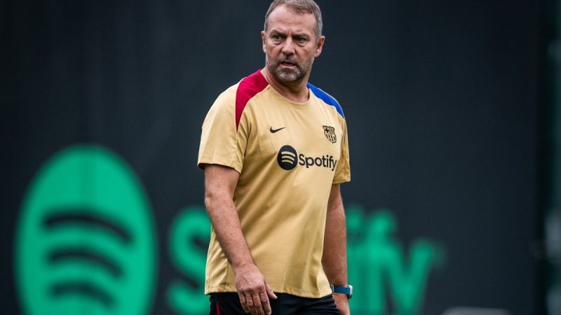 FC Barcelone : Hansi Flick contraint à un onze inédit face à Gérone