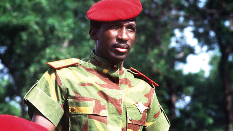 Burkina Faso : Thomas Sankara, une flamme révolutionnaire qui éclaire encore la nouvelle génération africaine