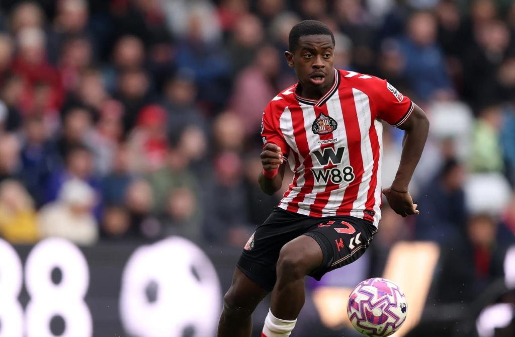 Noah Sadiki, la nouvelle étoile des Léopards qui brille en Premier League