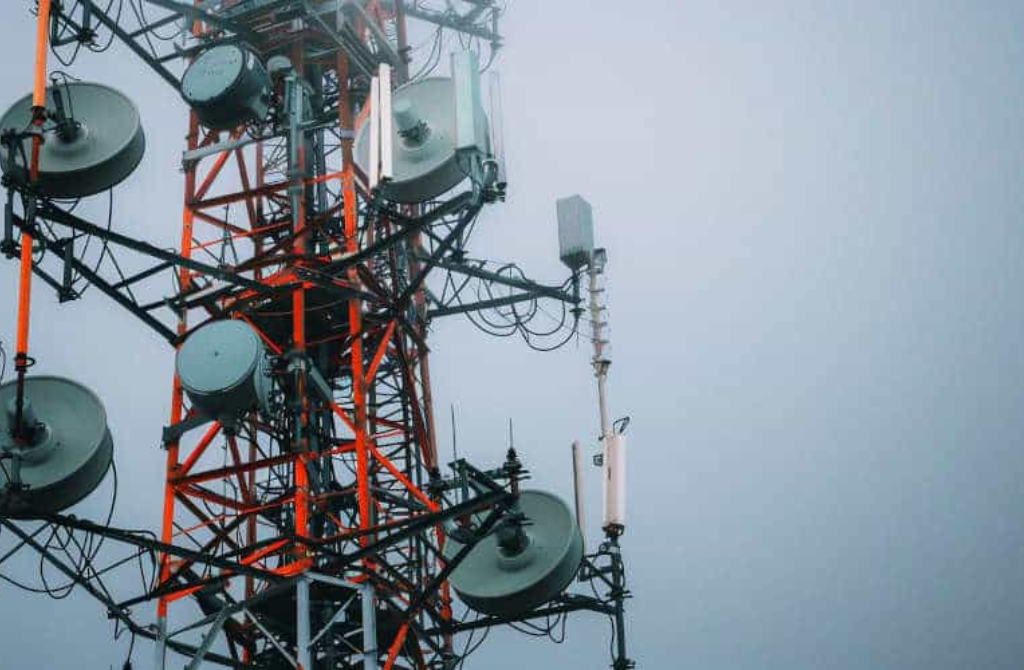 Burkina Faso : Une approche innovante et stratégique pour lutter contre le terrorisme via les télécommunications