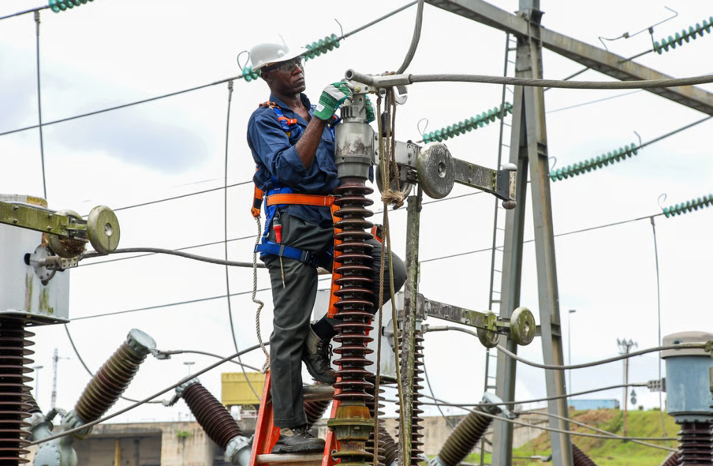Cameroun : L’électrification, une priorité nationale soutenue par des investissements massifs.
