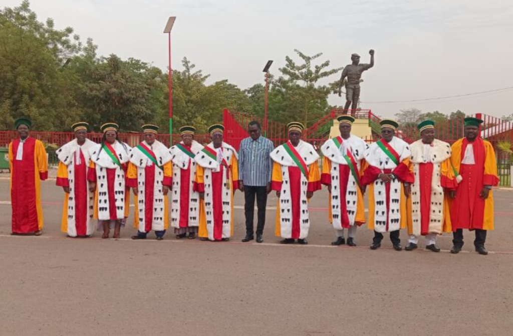 Burkina Faso : Hommage mensuel à Sankara, Ouagadougou ravive la flamme révolutionnaire.