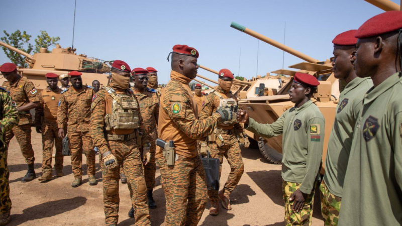 Burkina Faso 2025 : Rétrospection sur le réarmement massif au service de la lutte contre le terroriste.