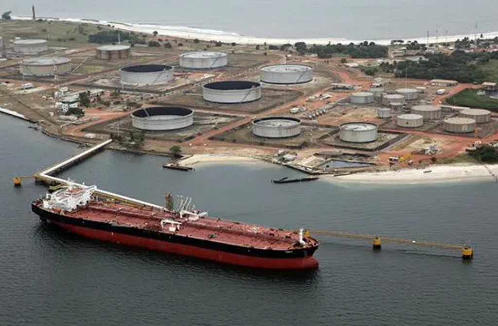 Gabon : Un contrat stratégique pour une relance souveraine et accélérée de l’exploitation du pétrole.