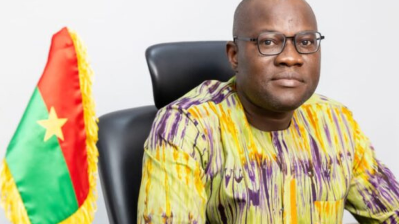 Burkina Faso : Performance budgétaire inédite, les recettes dépassent les prévisions avec 102% de réalisation.