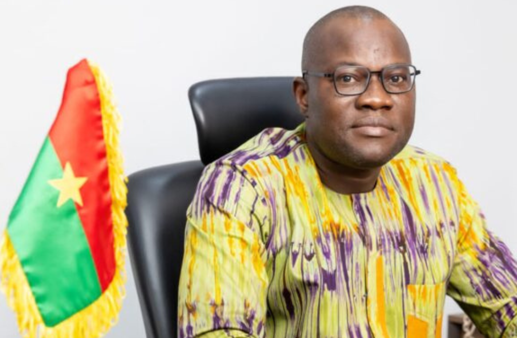 Burkina Faso : Performance budgétaire inédite, les recettes dépassent les prévisions avec 102% de réalisation.