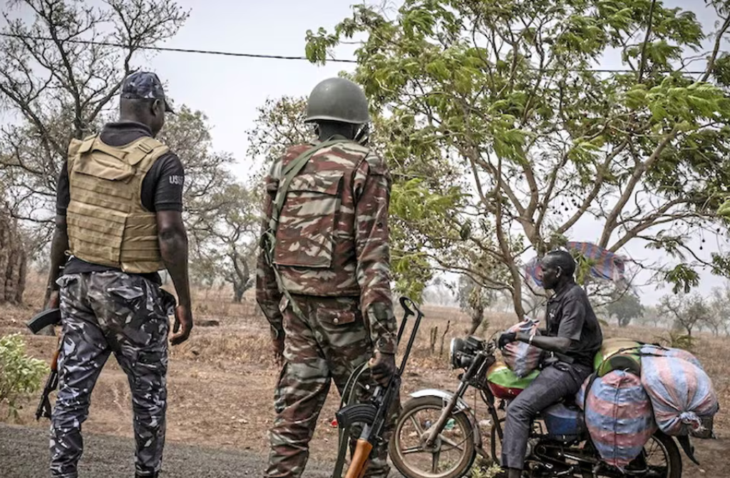 Bénin : Attaque meurtrière à Kofonou, un appel à une réponse rapide face à la menace terroriste