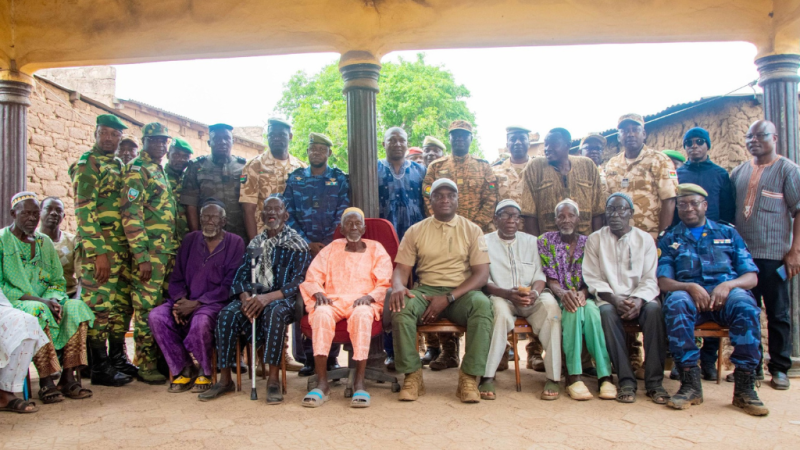 Burkina Faso : Quand les forces combinées (FDS, VDP, Dozos) inversent la tendance sécuritaire dans le Grand Ouest.