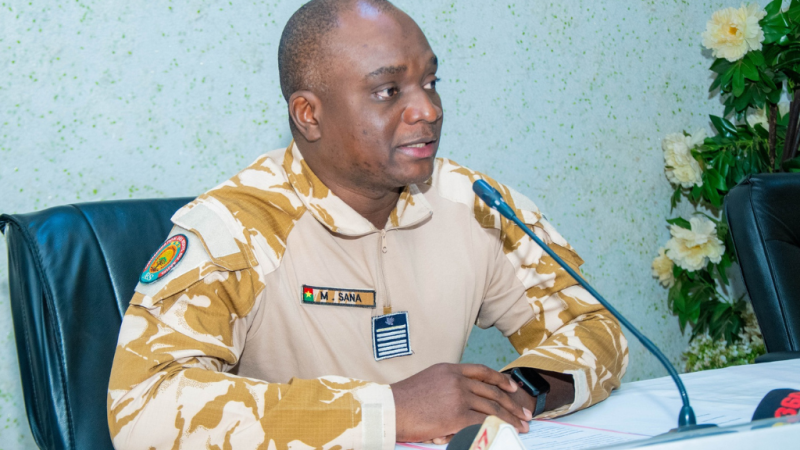 Burkina Faso : Sécurité nationale, l’engagement du ministre Mahamadou Sana pour la sécurité et la reconquête du territoire.